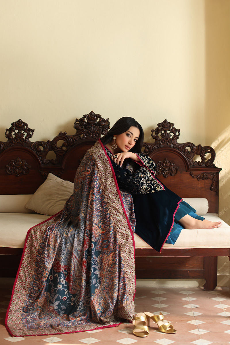 Aisha Imran | Printed Panache Velvet Shawls 25 | Reeva Velvet Shawl, image 6