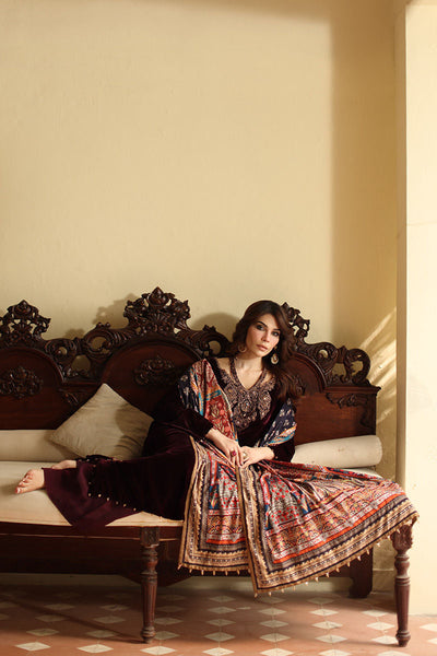 Aisha Imran | Printed Panache Velvet Shawls 25 | Selina Velvet Shawl