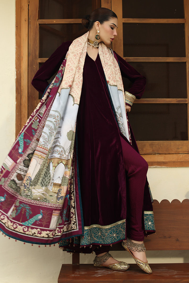 Aisha Imran | Printed Panache Velvet Shawls 25 | Safa Velvet Shawl, image 4