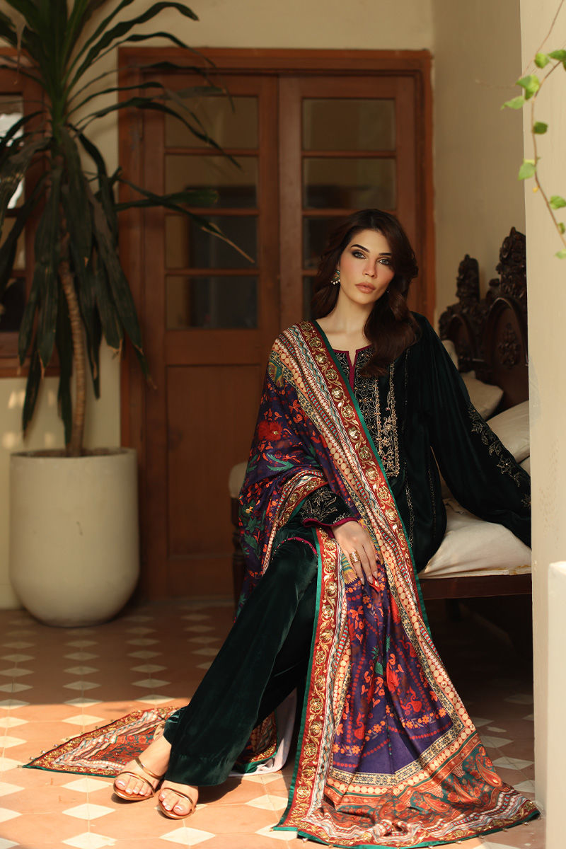 Aisha Imran | Printed Panache Velvet Shawls 25 | Liyana Velvet Shawl, image 6