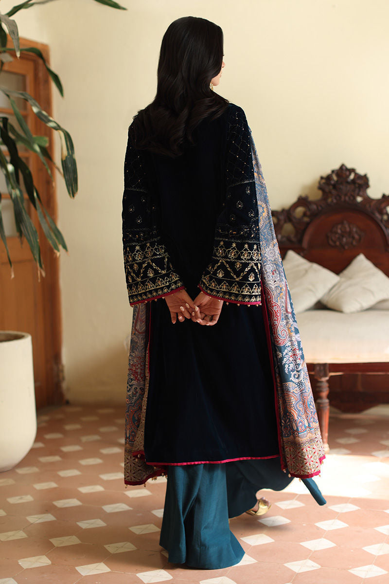 Aisha Imran | Printed Panache Velvet Shawls 25 | Reeva Velvet Shawl, image 2