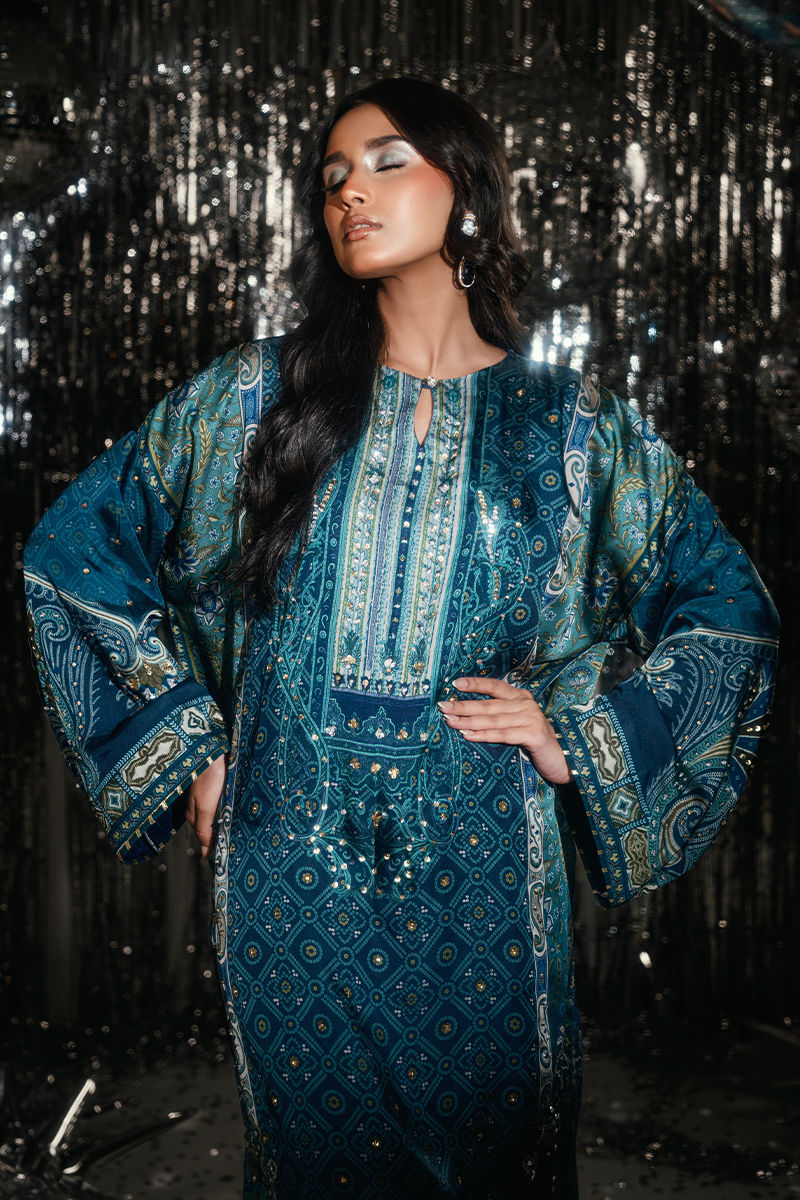Fatima Khan | Disco Revival Festive Silk | Chundri Kaftan-3