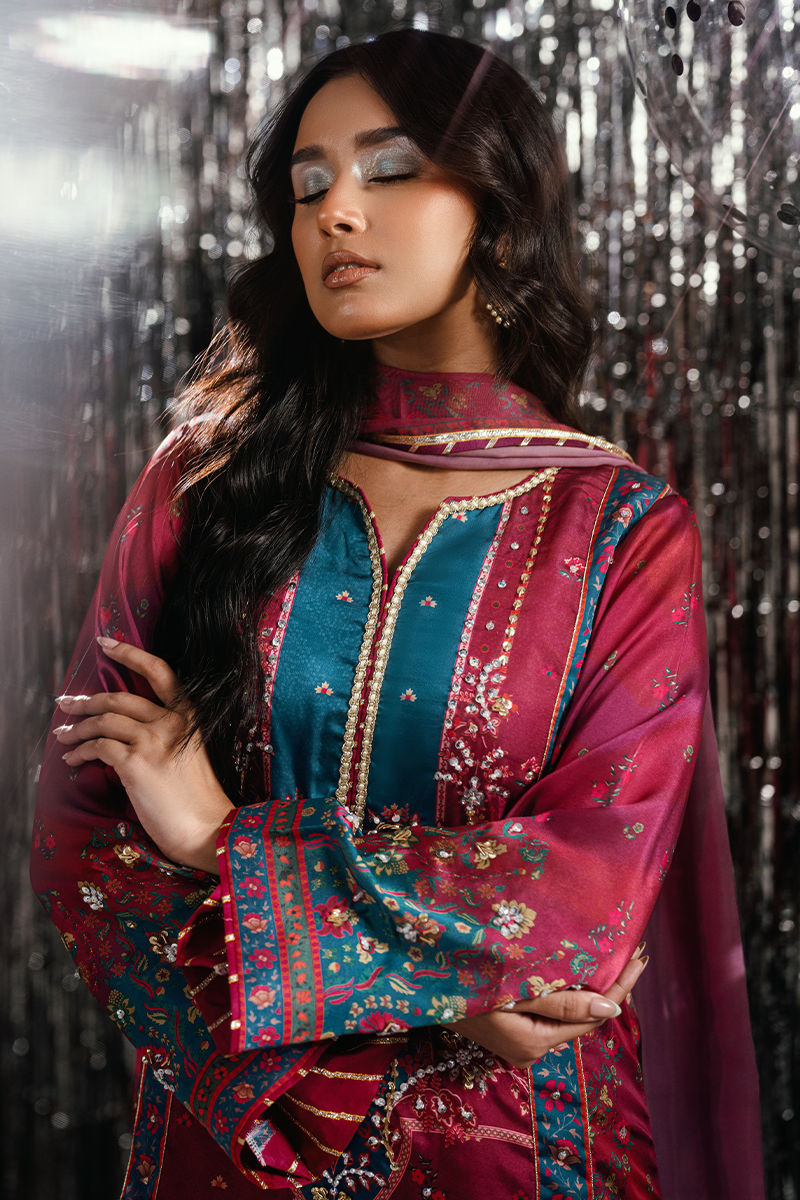 Fatima Khan | Disco Revival Festive Silk | Mystic Magneta-3