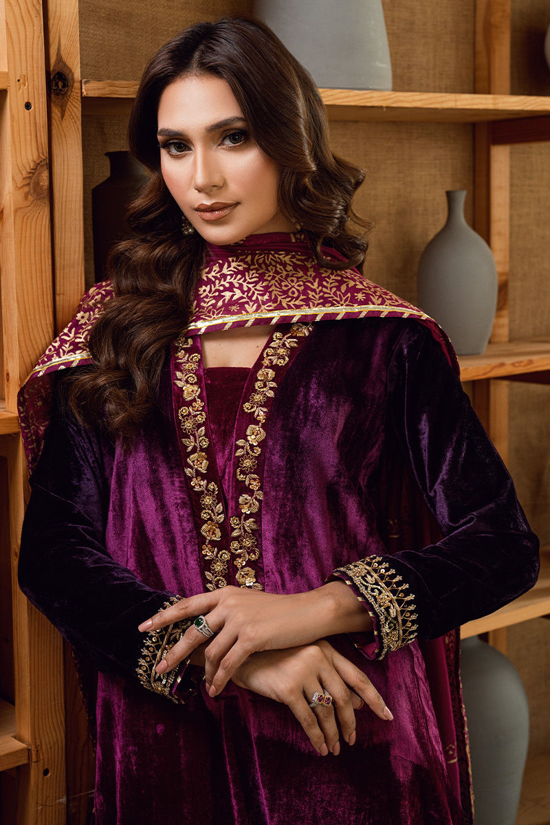 Fatima Khan | Warm Whisper Velvet 25 | Majestic Garnet-4