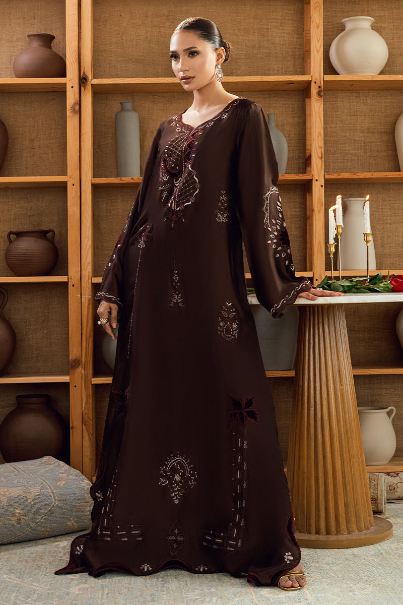 Fatima Khan | Warm Whisper Velvet 25 | Bronze Reverie-4