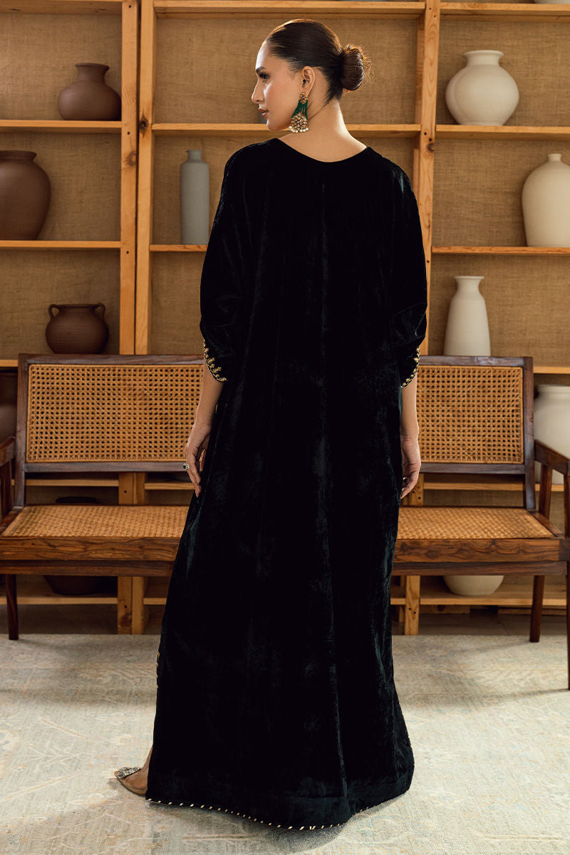 Fatima Khan | Warm Whisper Velvet 25 | Noir Eclat, image 2