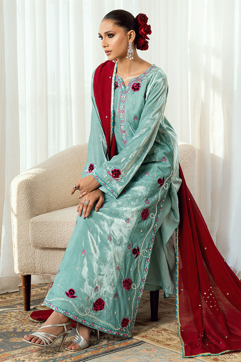 Fatima Khan | Warm Whisper Velvet 25 | Twilight Rose-7