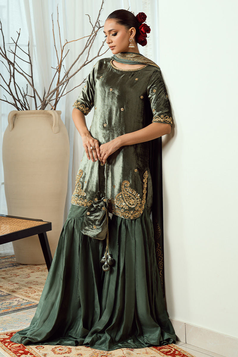 Fatima Khan | Warm Whisper Velvet 25 | Olive Dynasty