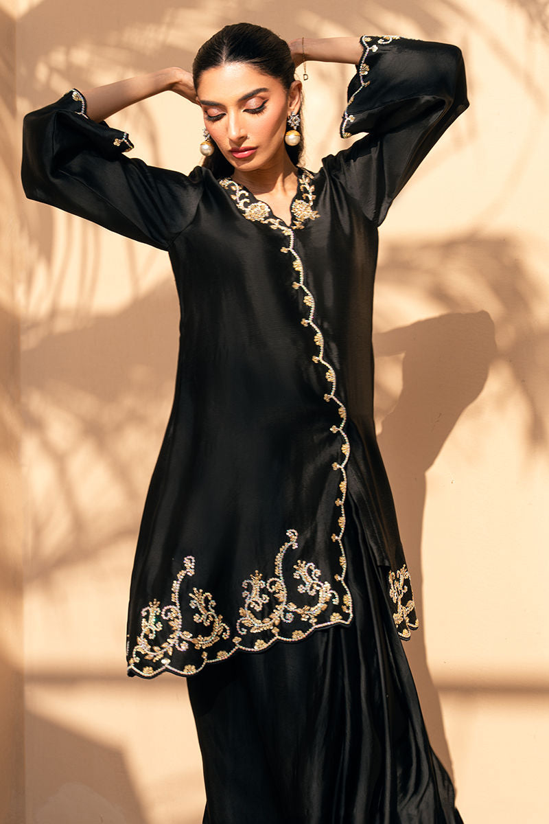 Fatima Khan | Flore Eid Luxe 26 | Noir Petale-5