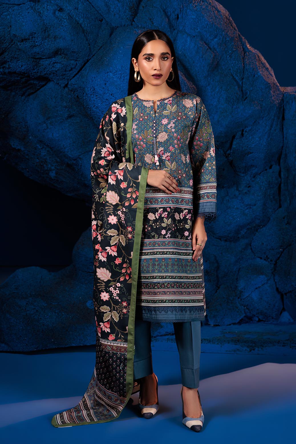 Bonanza Satrangi | Floral Bloom 3 Pc (2W24P3P336) -  Bonanza Satrangi Unstitched - Original Designer Dress - House of Maryam