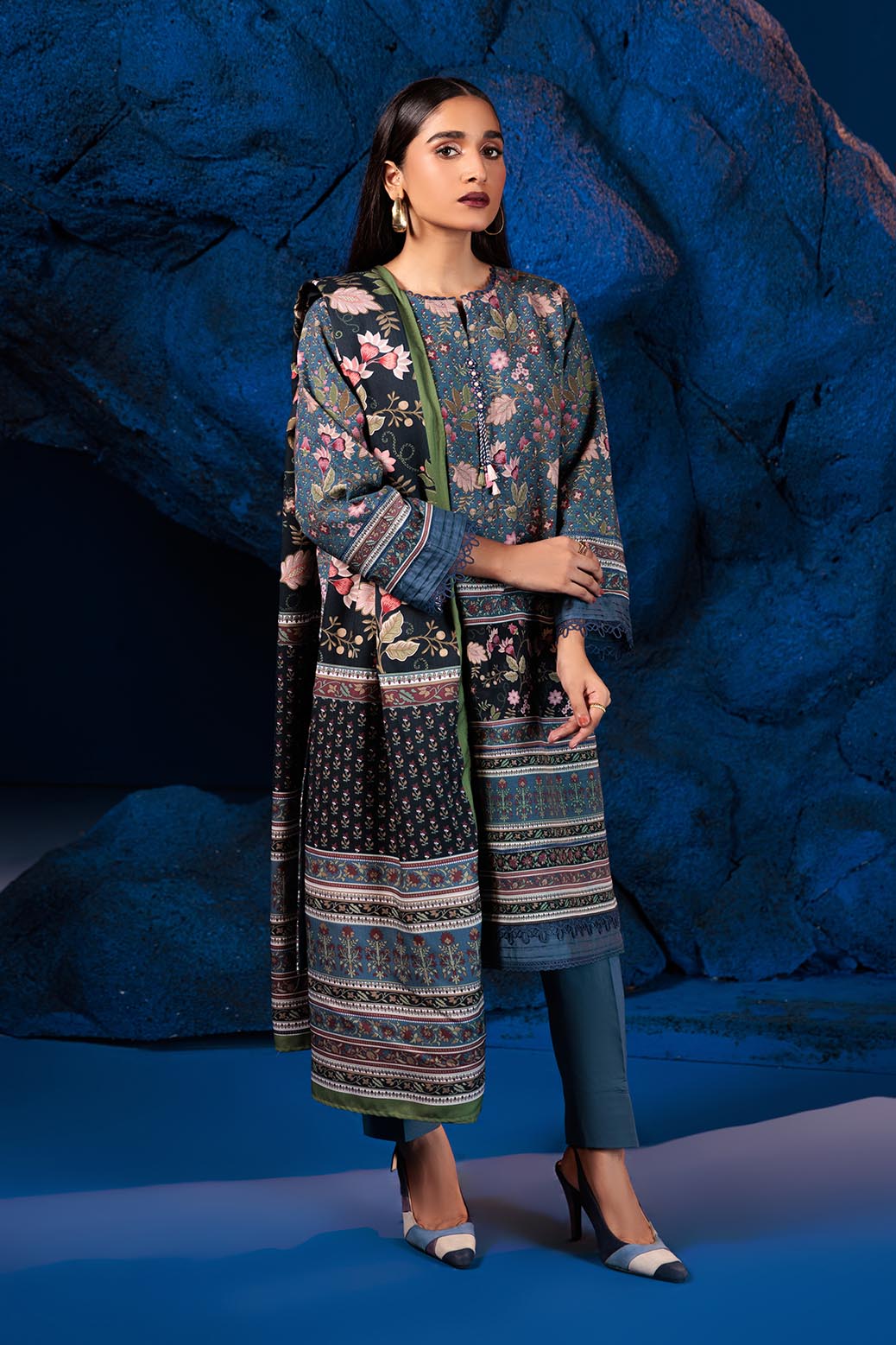 Bonanza Satrangi | Floral Bloom 3 Pc (2W24P3P336) -  Bonanza Satrangi Unstitched - Original Designer Dress - House of Maryam
