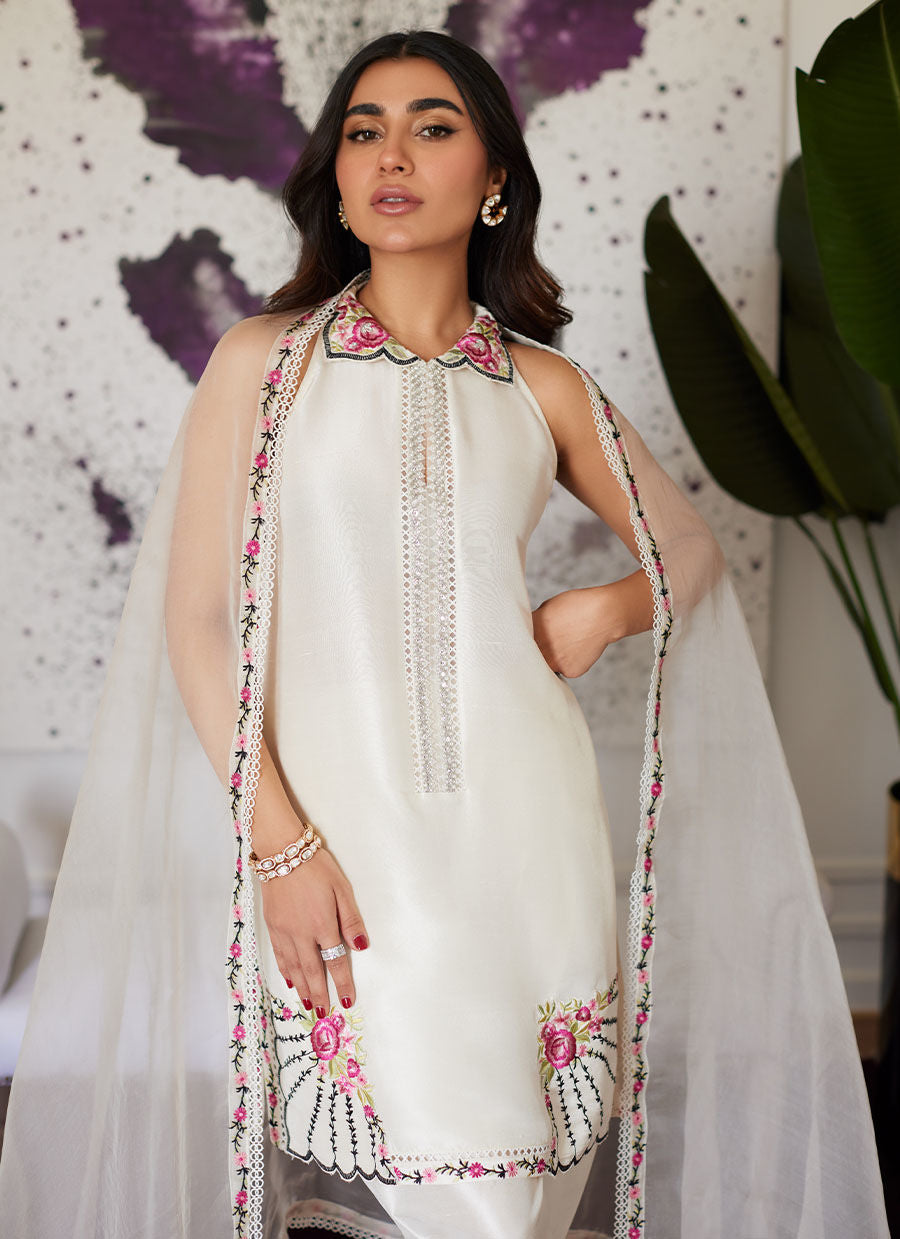 Farah Talib Aziz | Luna Eid Collection 24 | GENEVIVE PEARL WHITE -  Farah Talib Aziz Luxury - Original Designer Dress - House of Maryam