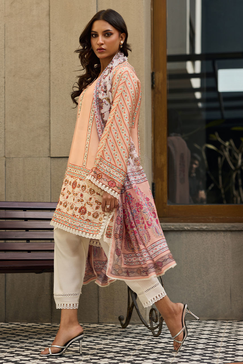 Deepak Perwani | Eid Edit | Iznik-4