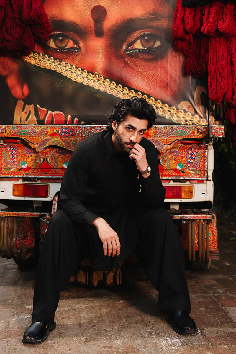 Pakistani Menswear | MNR Menswear | Zaviyar by Hoorain Designer Wear