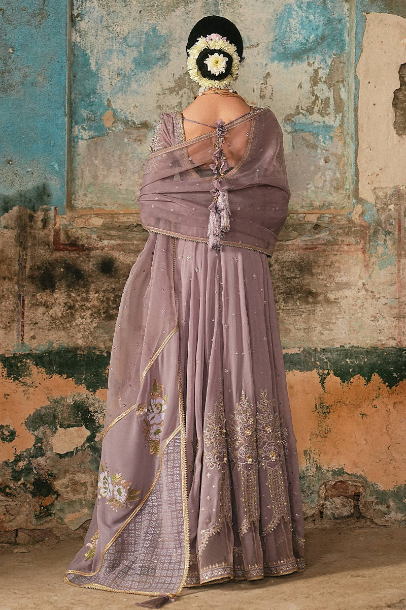 MNR | Farid Manzil Luxury Pret 26 | Sahar-e-Lilac, image 2