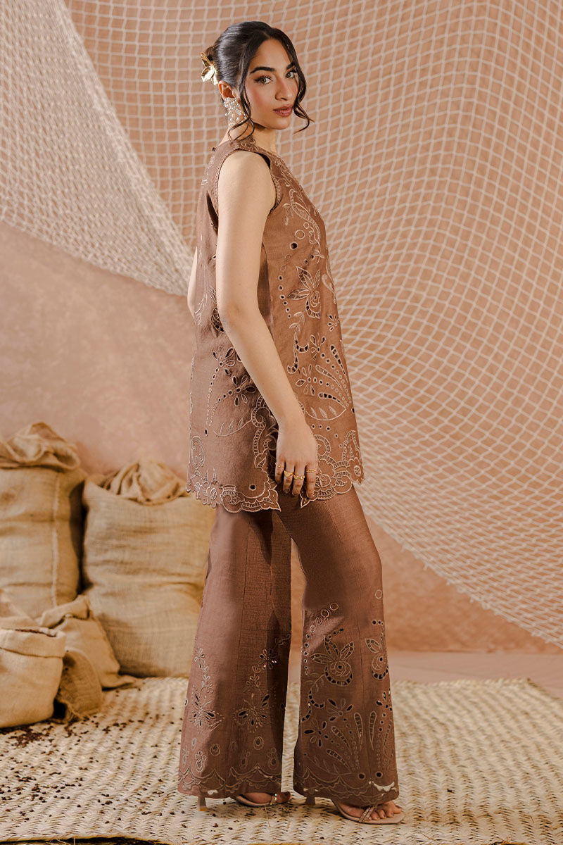 Ansab Jahangir | Luxury Pret 25 | Alaira, image 2