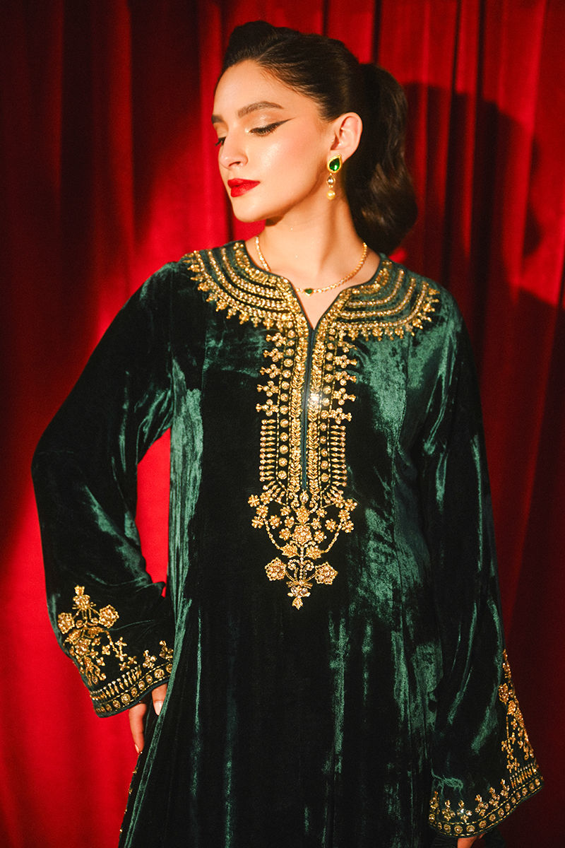Ansab Jahangir | So Hot Luxury Velvets | Taliah, image 4