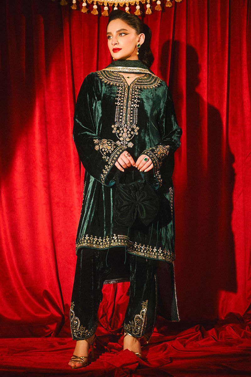 Ansab Jahangir | So Hot Luxury Velvets | Taliah, image 6