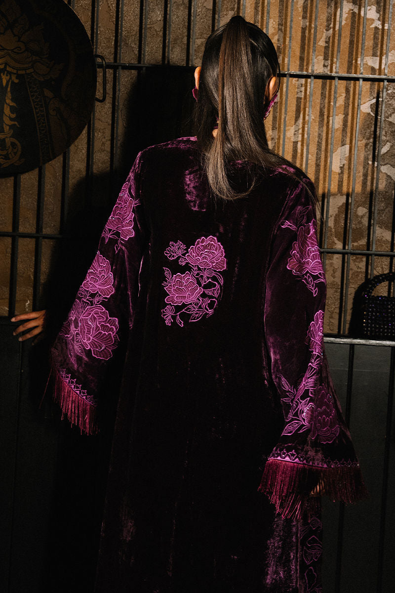 Ansab Jahangir | The Velvet Dynasty | Empress, image 2