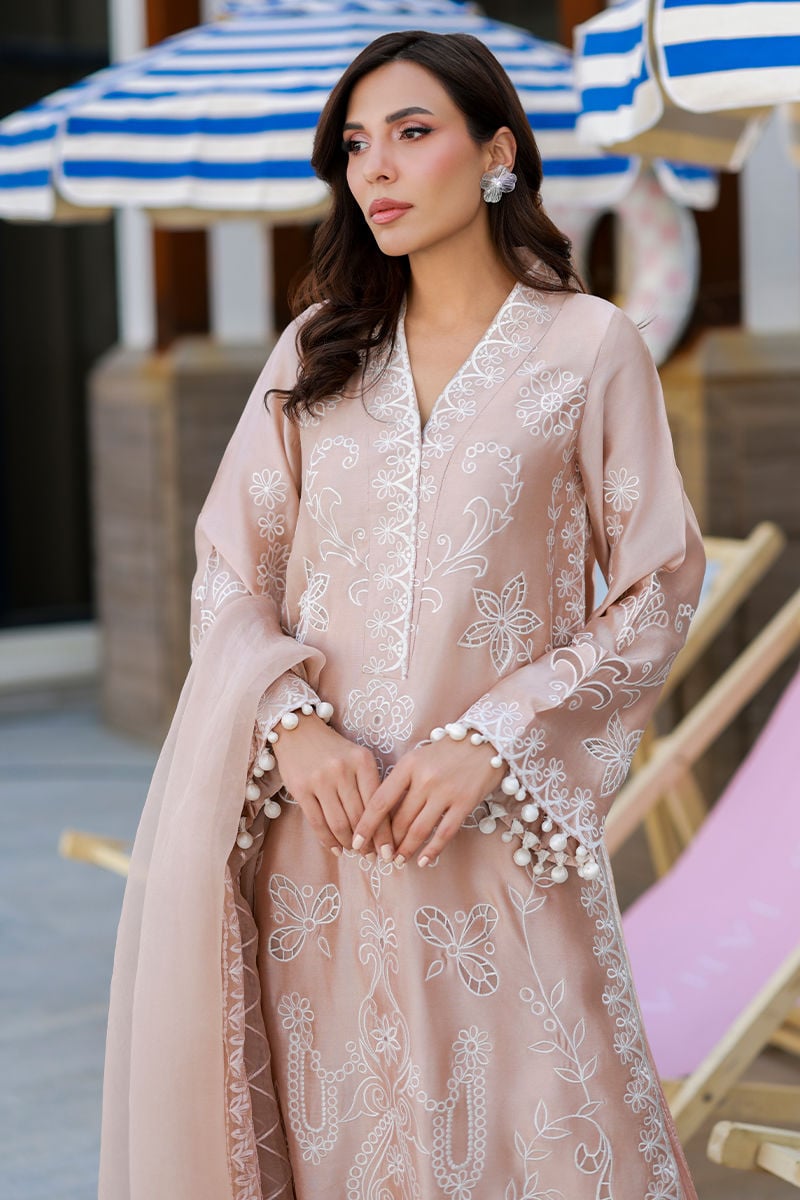 Ansab Jahangir | The Girls Eid Luxury Pret 26 | Mila, image 3