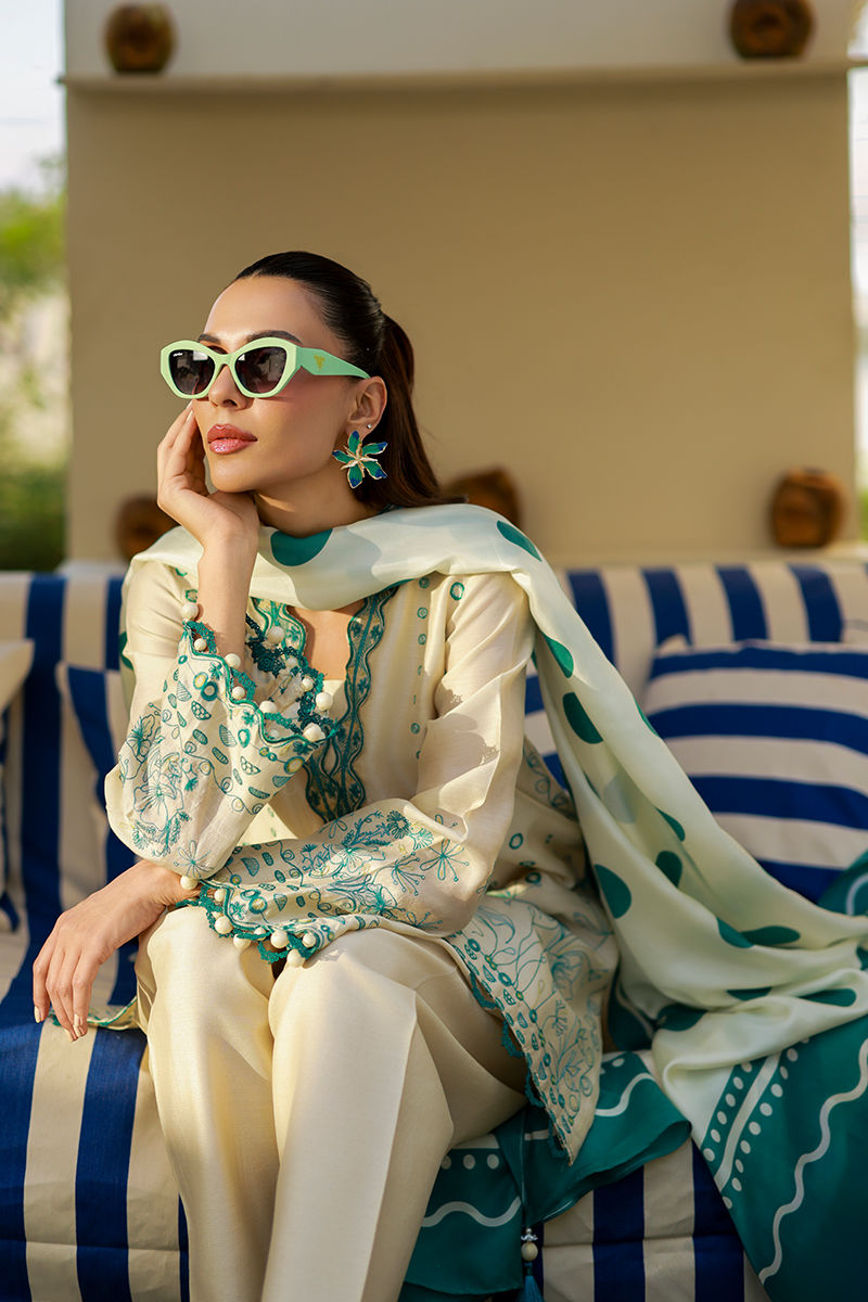 Ansab Jahangir | The Girls Eid Luxury Pret 26 | Ivoria, image 5
