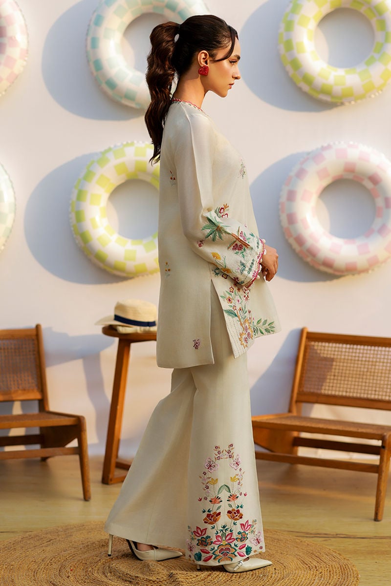 Ansab Jahangir | The Girls Eid Luxury Pret 26 | Shortcake, image 5