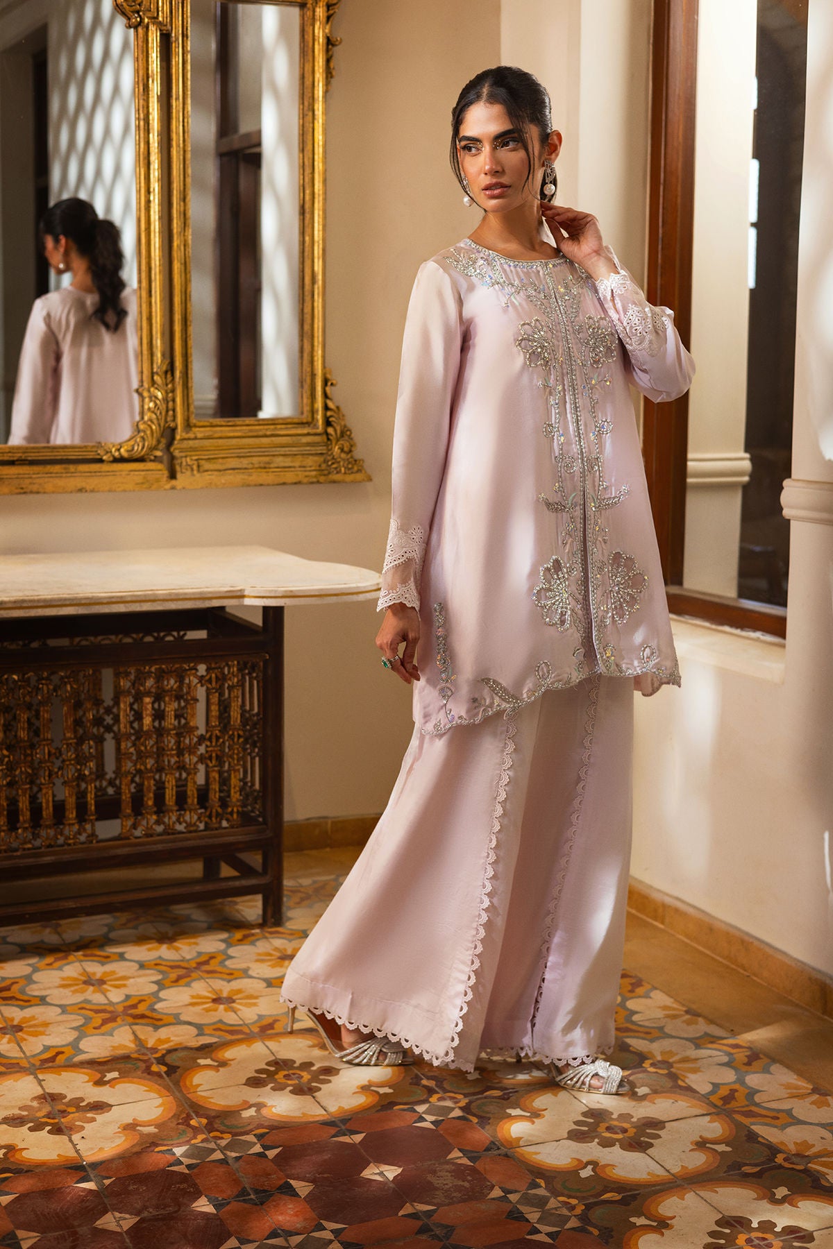 Annus Abrar | Leah Luxury Pret | Zerin, image 2