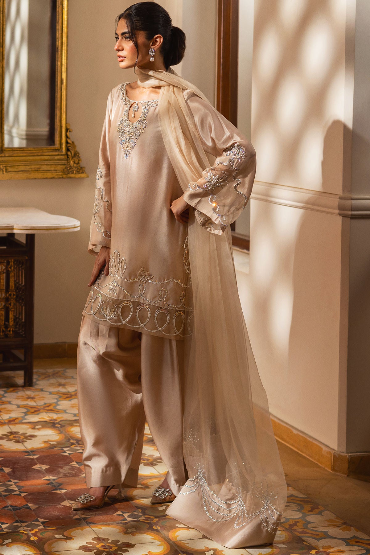 Annus Abrar | Leah Luxury Pret |Ceira, image 2