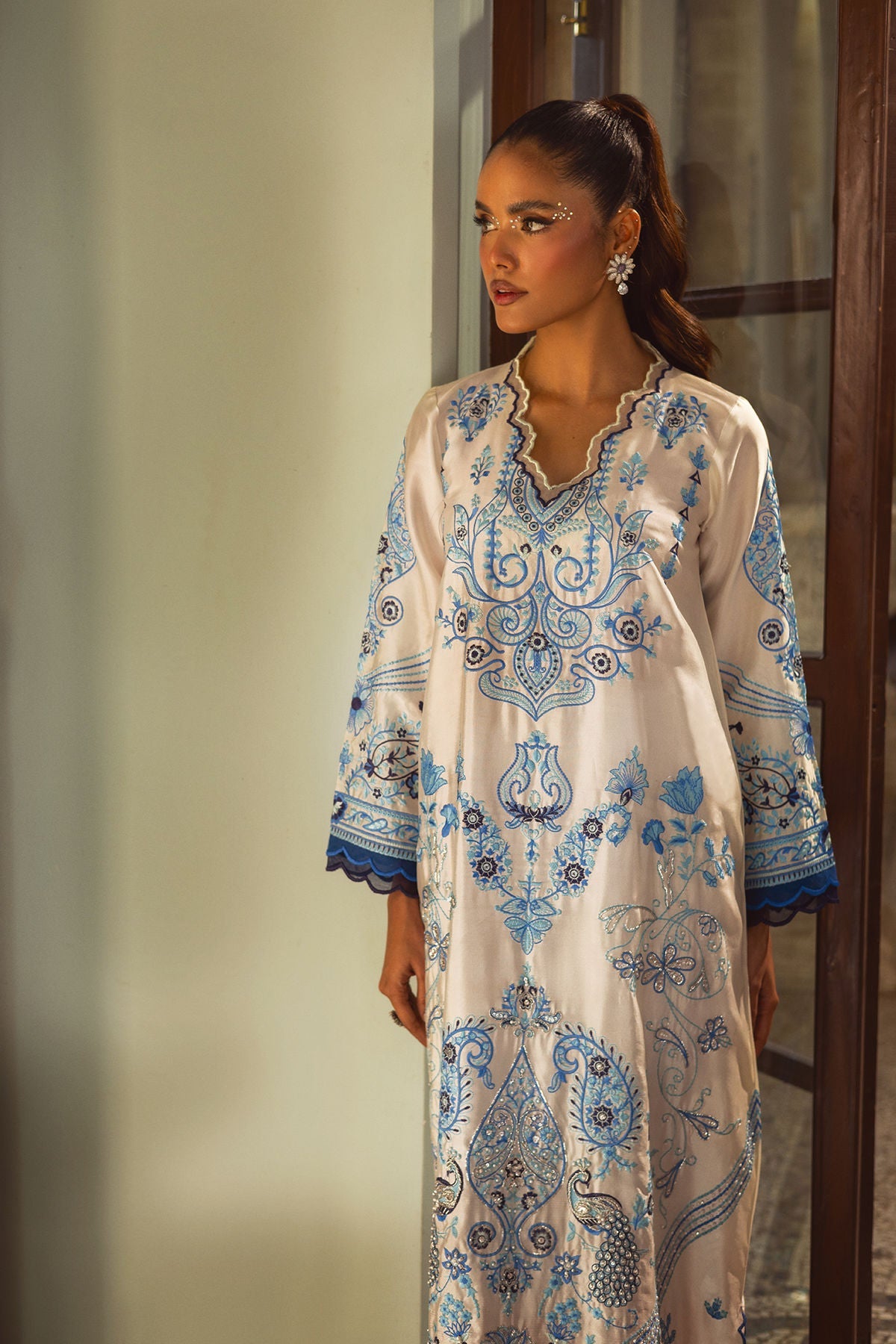 Annus Abrar | Leah Luxury Pret |Sol Kaftaan-3