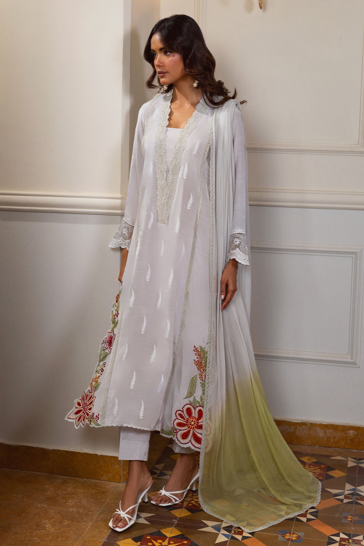 Annus Abrar | Elemental Basics | Nuriya-5