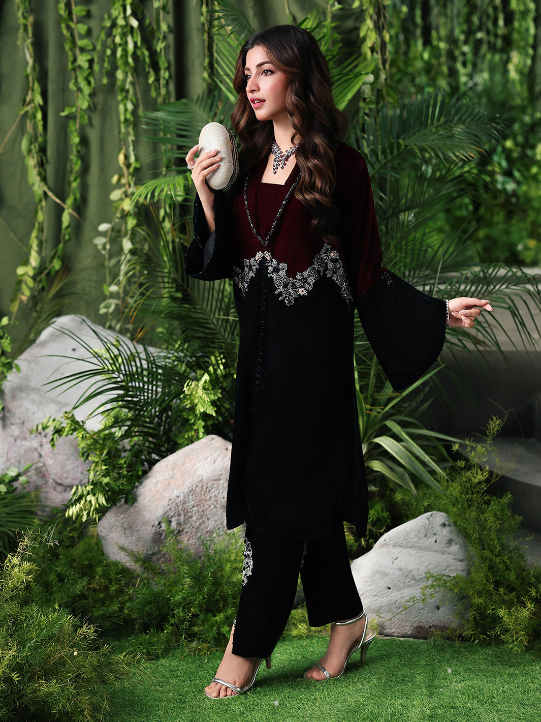 Ain | Twilight The Velvet Edit | AN-184-5
