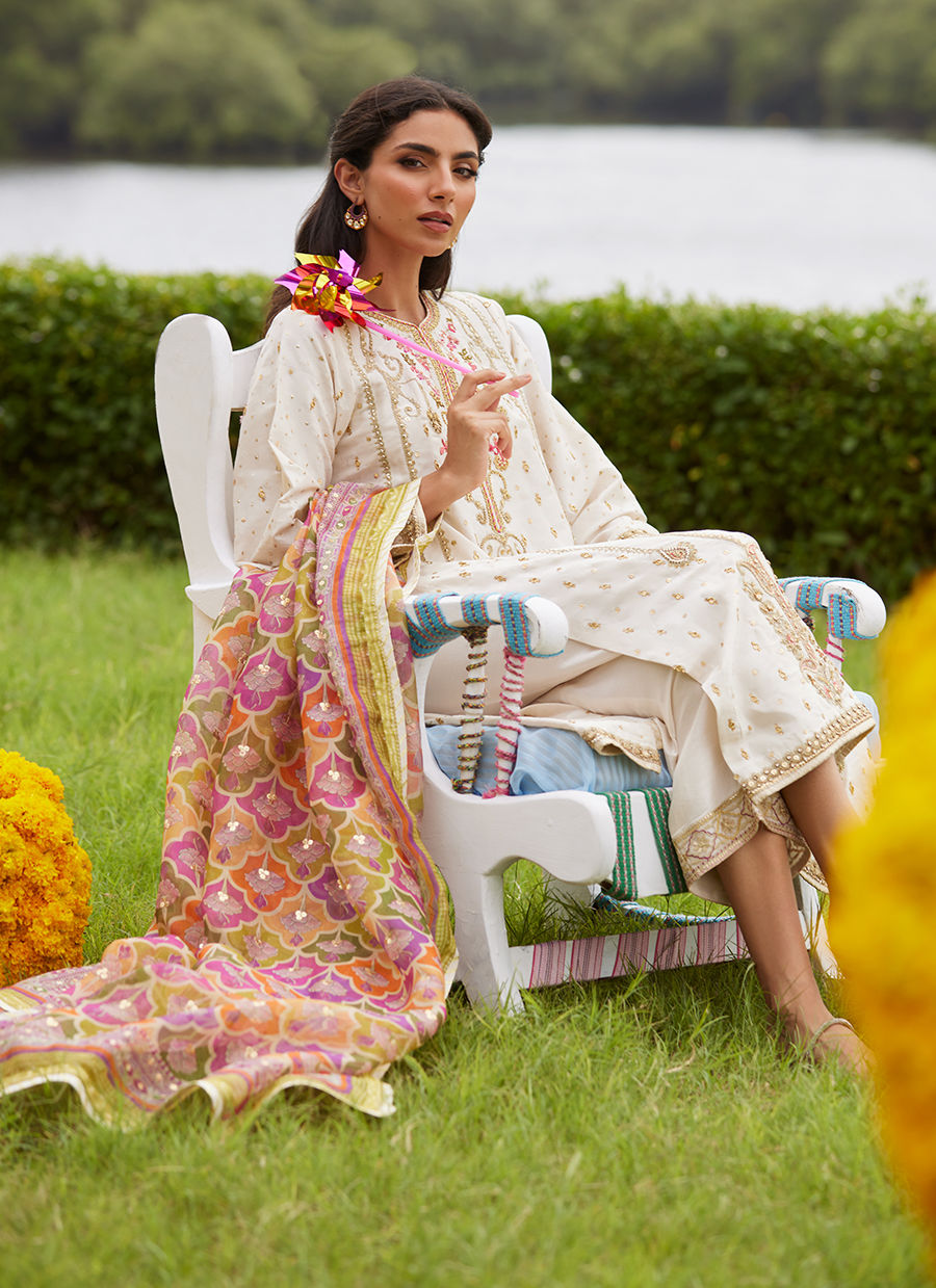 Farah Talib Aziz | Mayna Festive Luxe Pret | Ember Ivory Kurta And Dupatta-6
