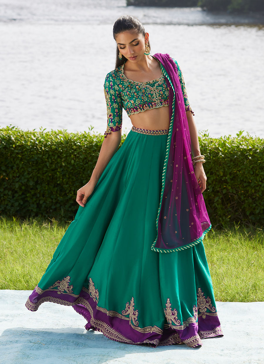 Farah Talib Aziz | Mayna Festive Luxe Pret | Amaranth Lehnga Choli-5
