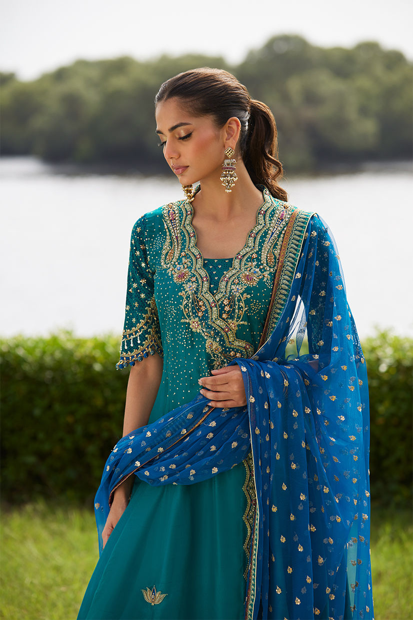 Farah Talib Aziz | Mayna Festive Luxe Pret | Empress Emerald Kalidaar And Dupatta-4