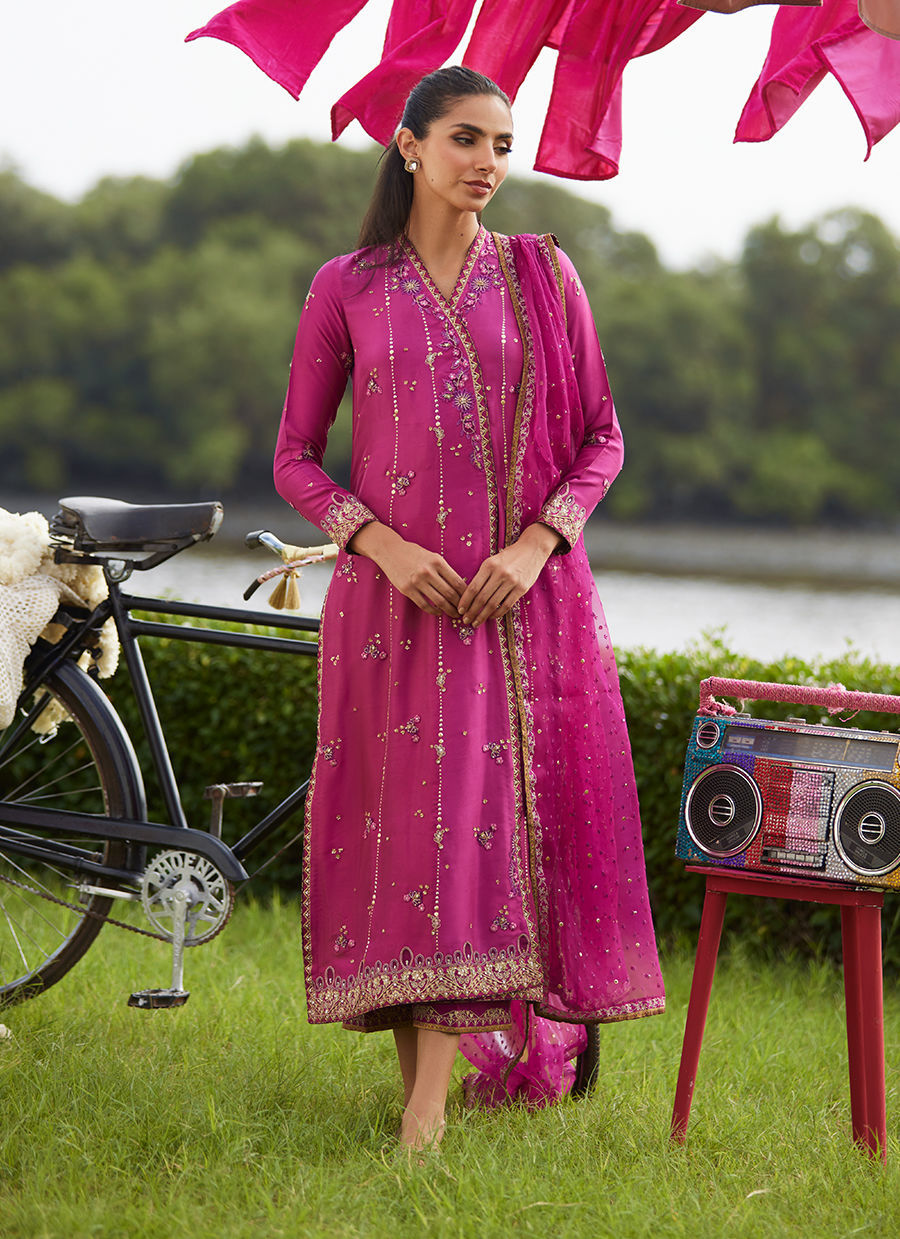 Farah Talib Aziz | Mayna Festive Luxe Pret | Mirage Magenta Shirt And Dupatta, image 2