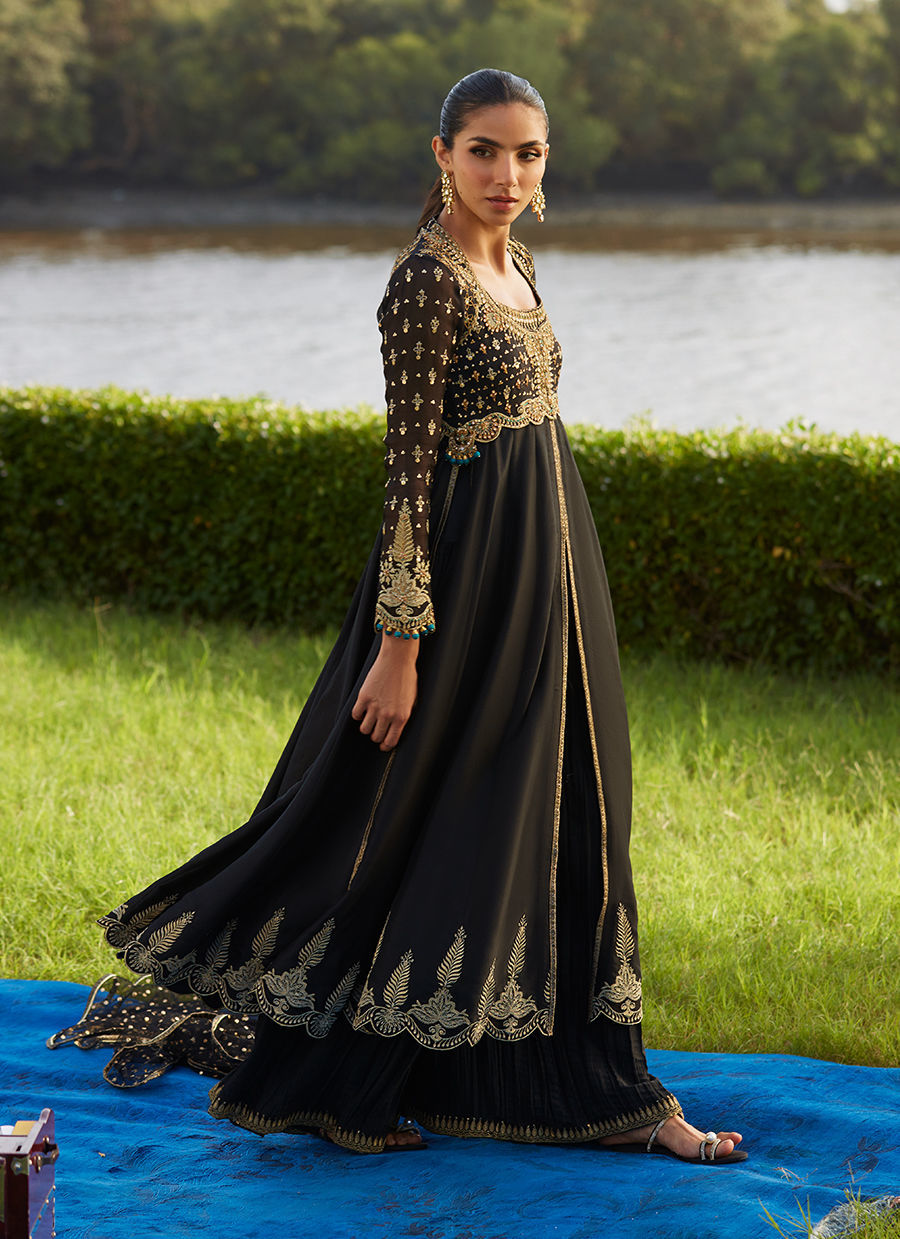Farah Talib Aziz | Mayna Festive Luxe Pret | Mehzar Black Kalidaar And Dupatta, image 2