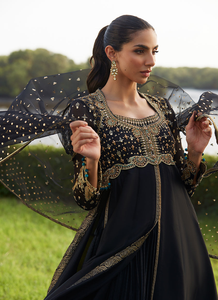 Farah Talib Aziz | Mayna Festive Luxe Pret | Mehzar Black Kalidaar And Dupatta-3