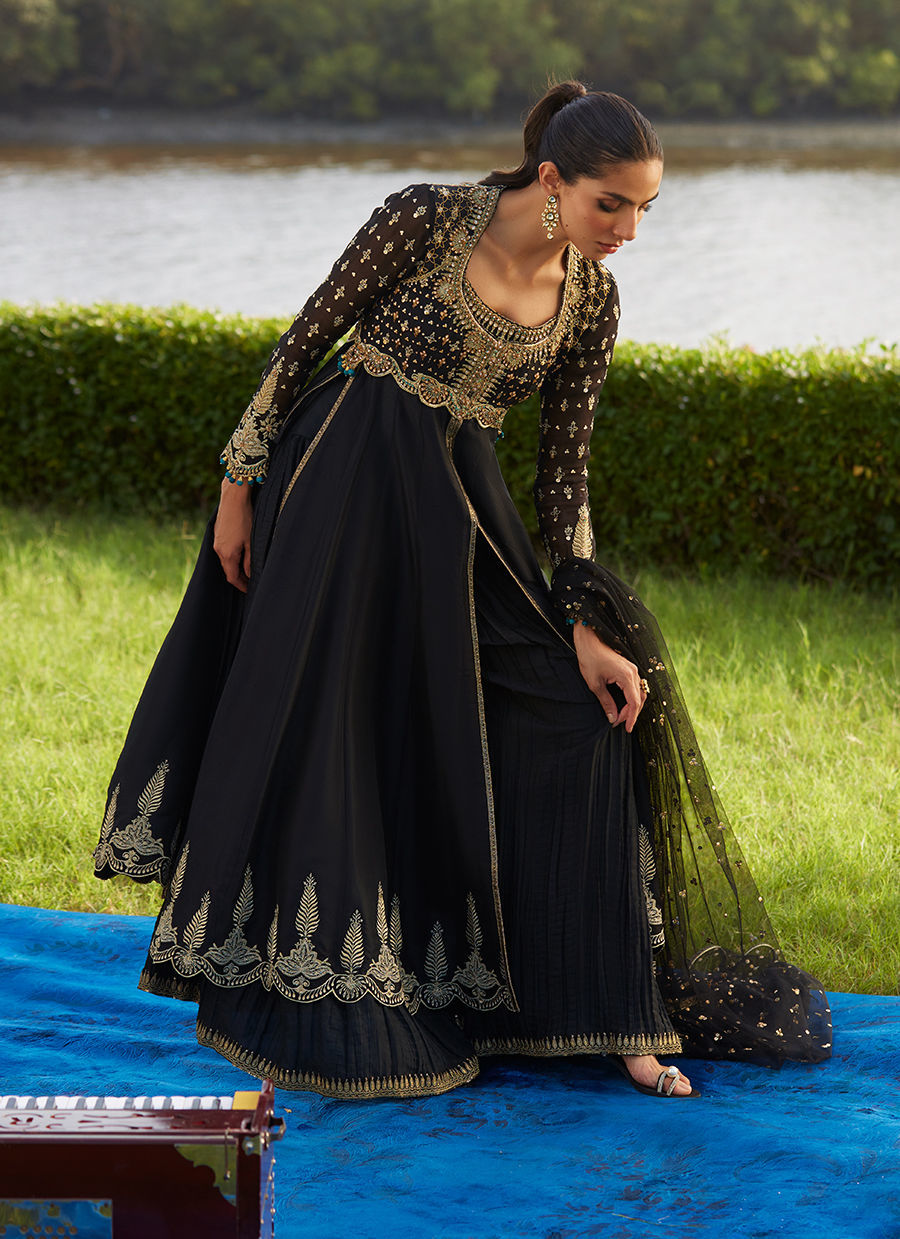Farah Talib Aziz | Mayna Festive Luxe Pret | Mehzar Black Kalidaar And Dupatta-5