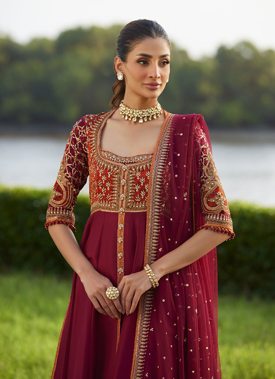 Farah Talib Aziz | Mayna Festive Luxe Pret | Anarq Crimson Kalidaar And Dupatta, image 3