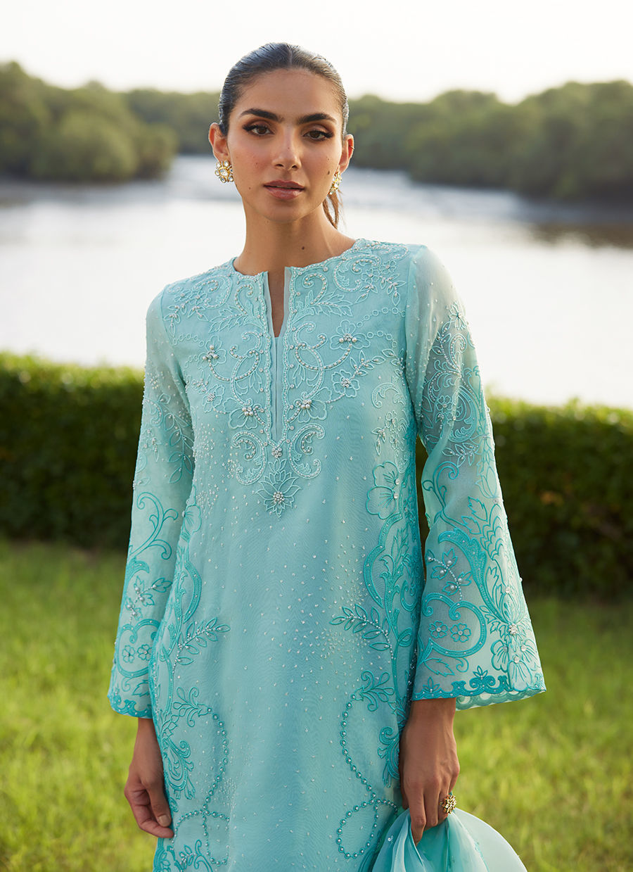 Farah Talib Aziz | Mayna Festive Luxe Pret | Wari Aqua Kurta And Dupatta, image 3