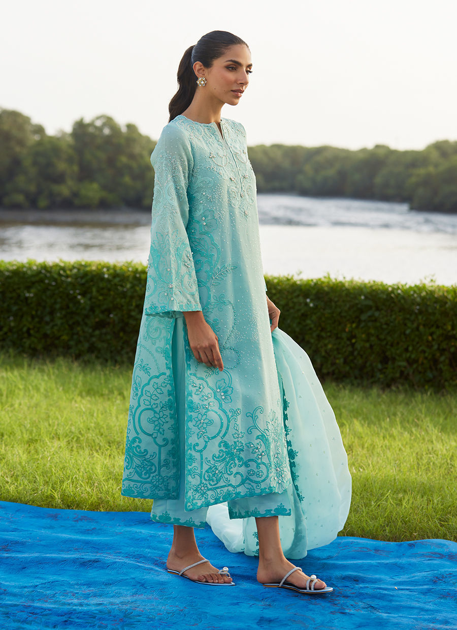 Farah Talib Aziz | Mayna Festive Luxe Pret | Wari Aqua Kurta And Dupatta