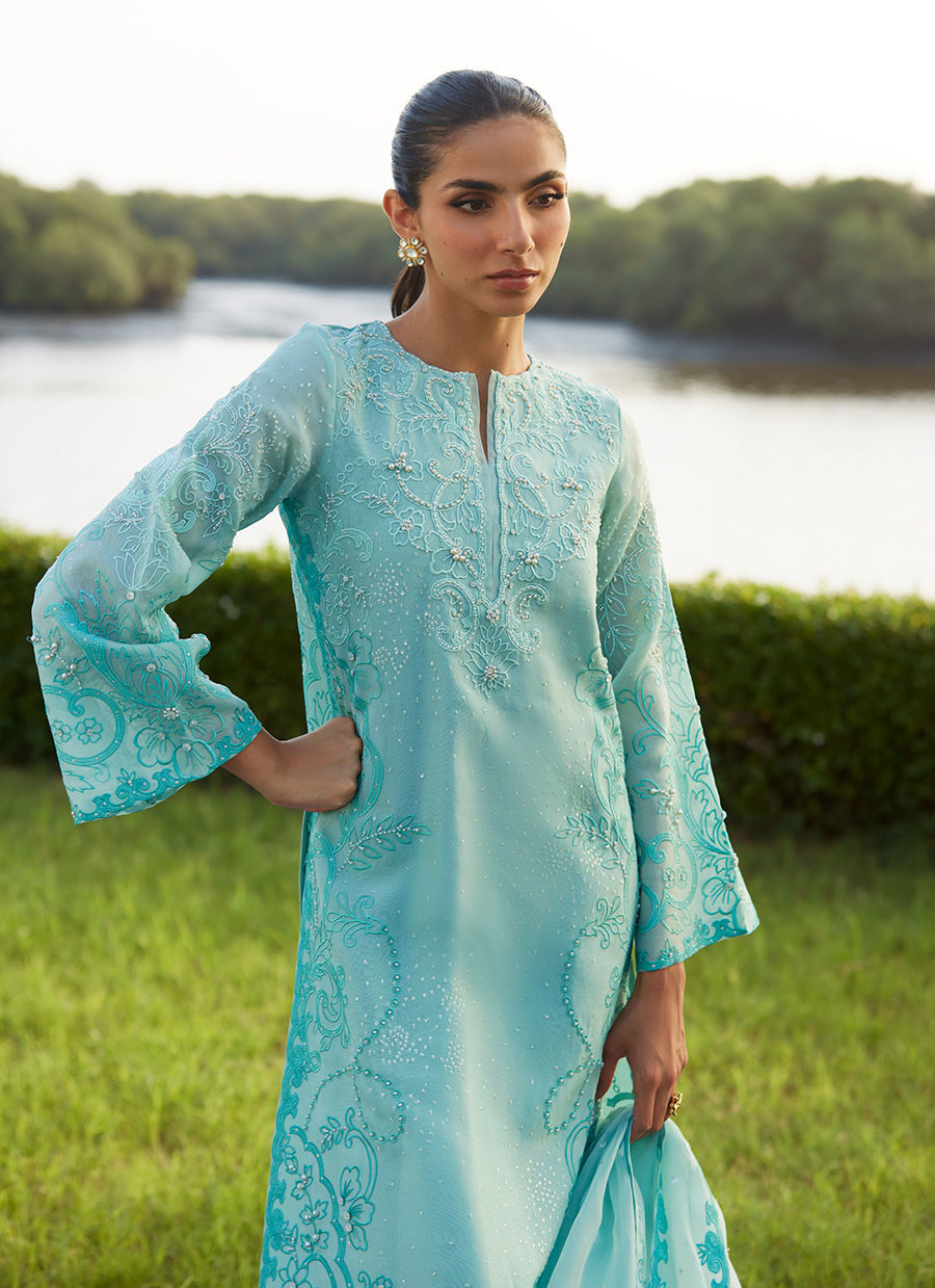 Farah Talib Aziz | Mayna Festive Luxe Pret | Wari Aqua Kurta And Dupatta-4