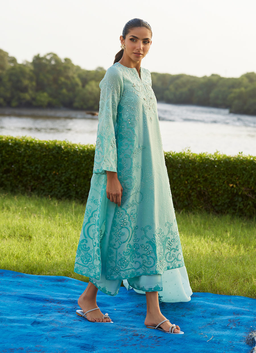 Farah Talib Aziz | Mayna Festive Luxe Pret | Wari Aqua Kurta And Dupatta, image 5