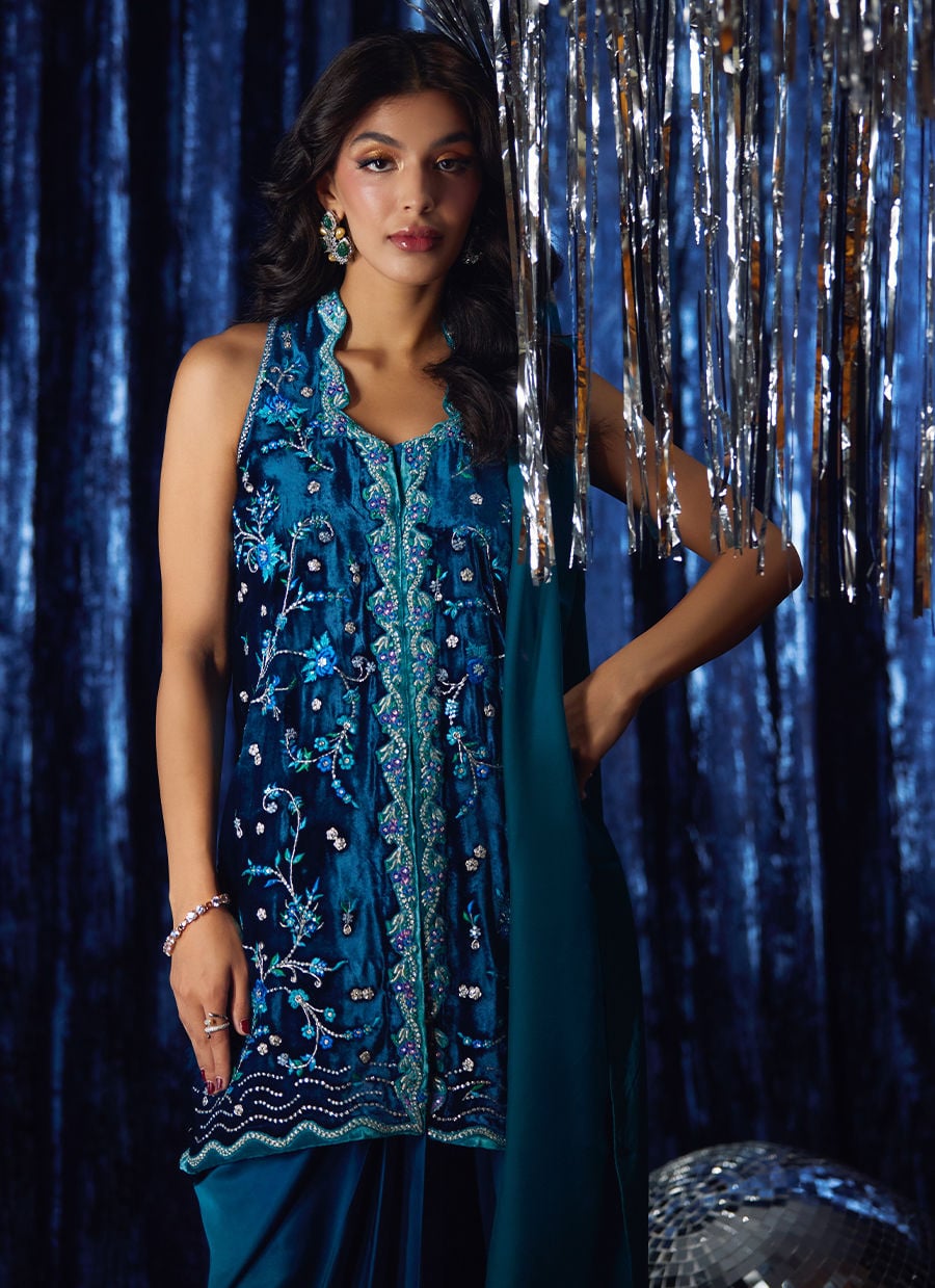 Farah Talib Aziz | Velvet Fete 4 | Pri Prussian Blue Saari Jacket, image 3