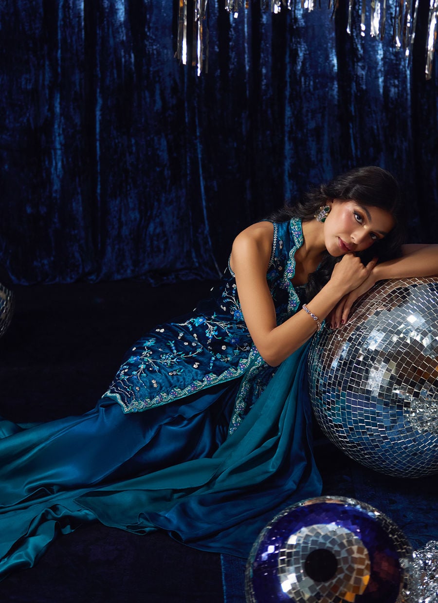 Farah Talib Aziz | Velvet Fete 4 | Pri Prussian Blue Saari Jacket-6
