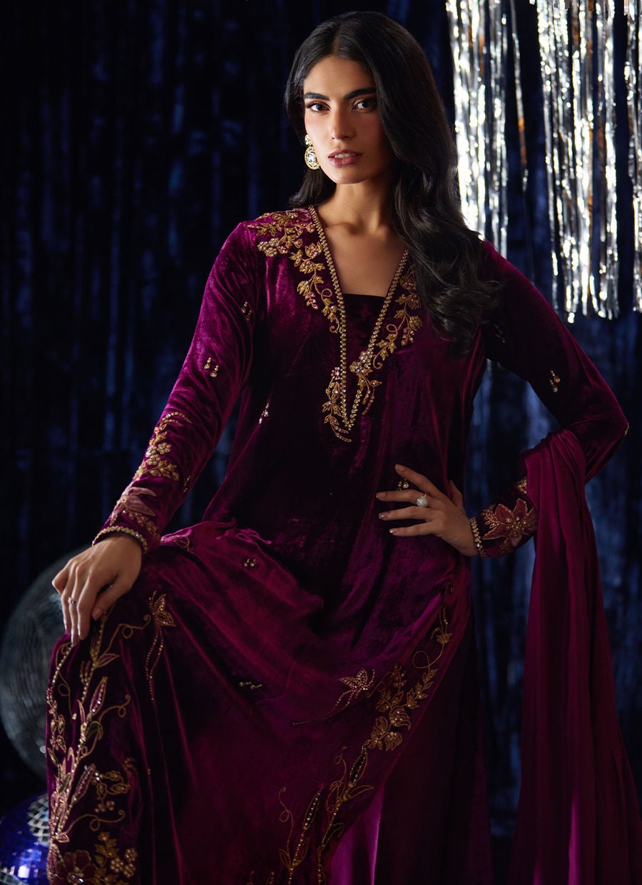 Farah Talib Aziz | Velvet Fete 4 | Arwen Magenta Shirt And Dupatta, image 4