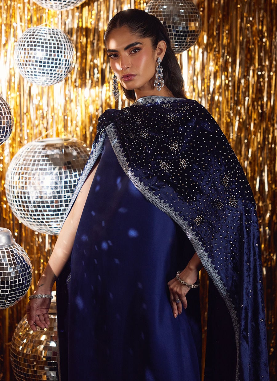 Farah Talib Aziz | Velvet Fete 4 | Elyra Silk Shirt And Pre-Draped Dupatta, image 3