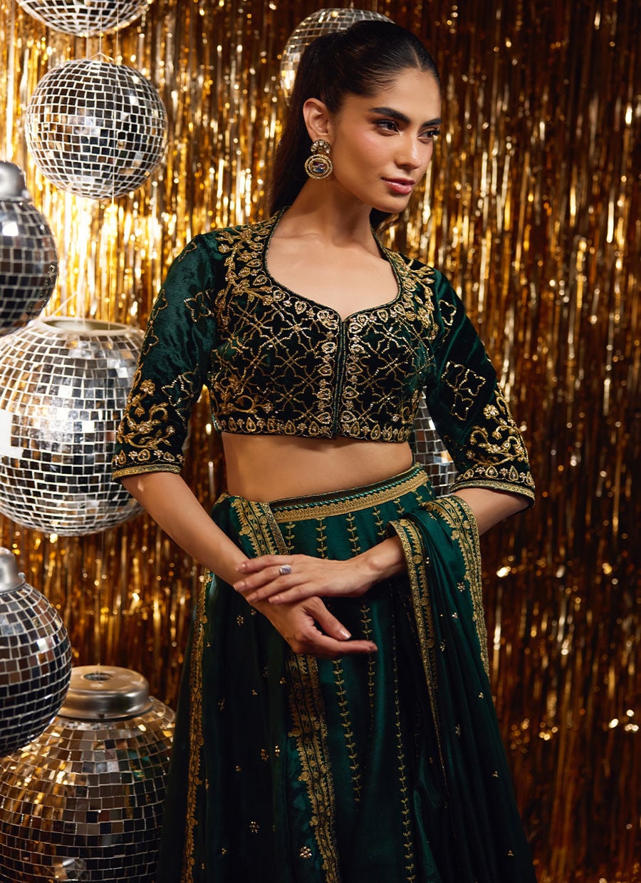 Farah Talib Aziz | Velvet Fete 4 | Sera Emerald Lehnga Choli-4