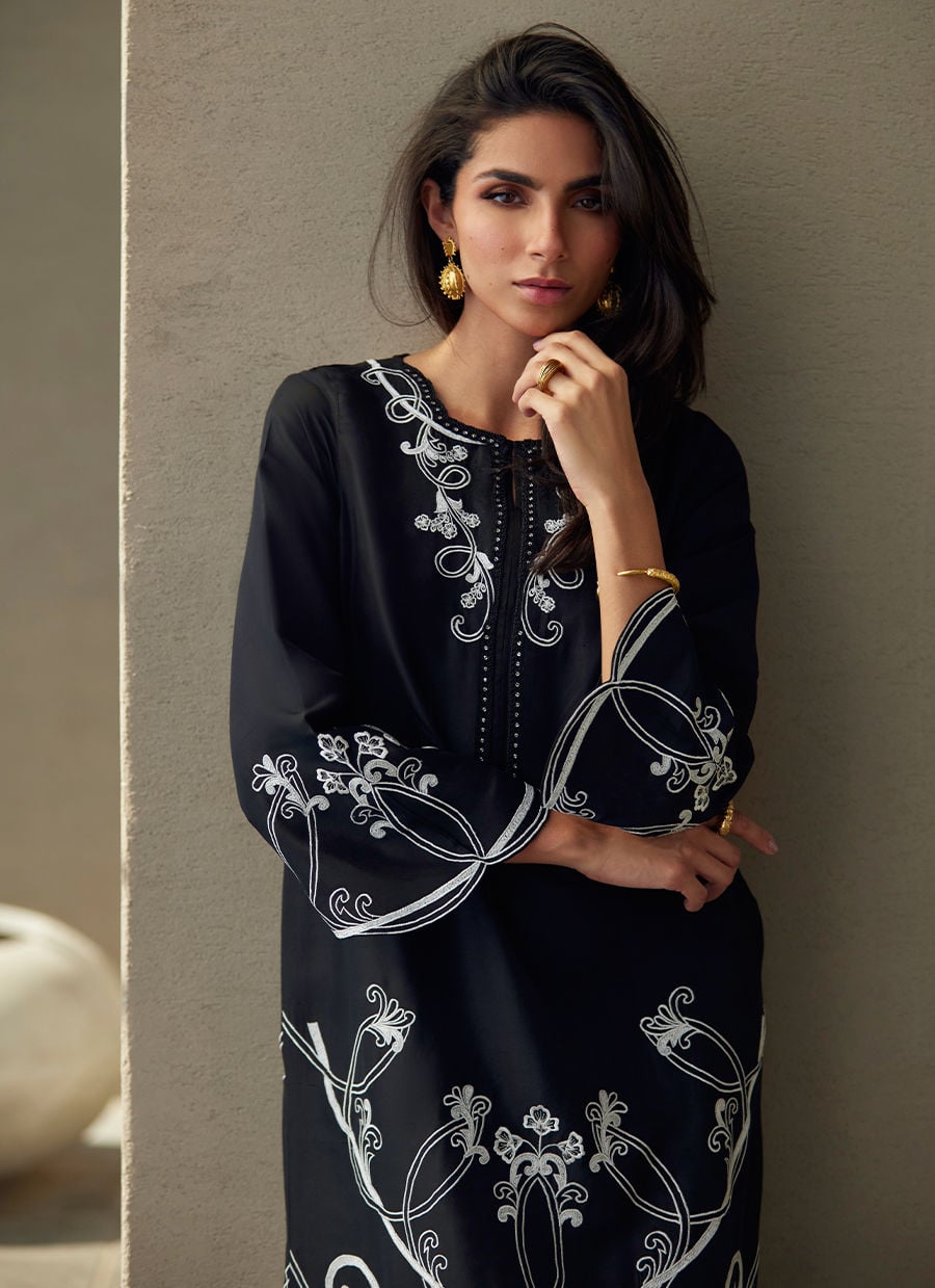 Farah Talib Aziz | Laani The Kaftan Edit | Serai Black Silk, image 3