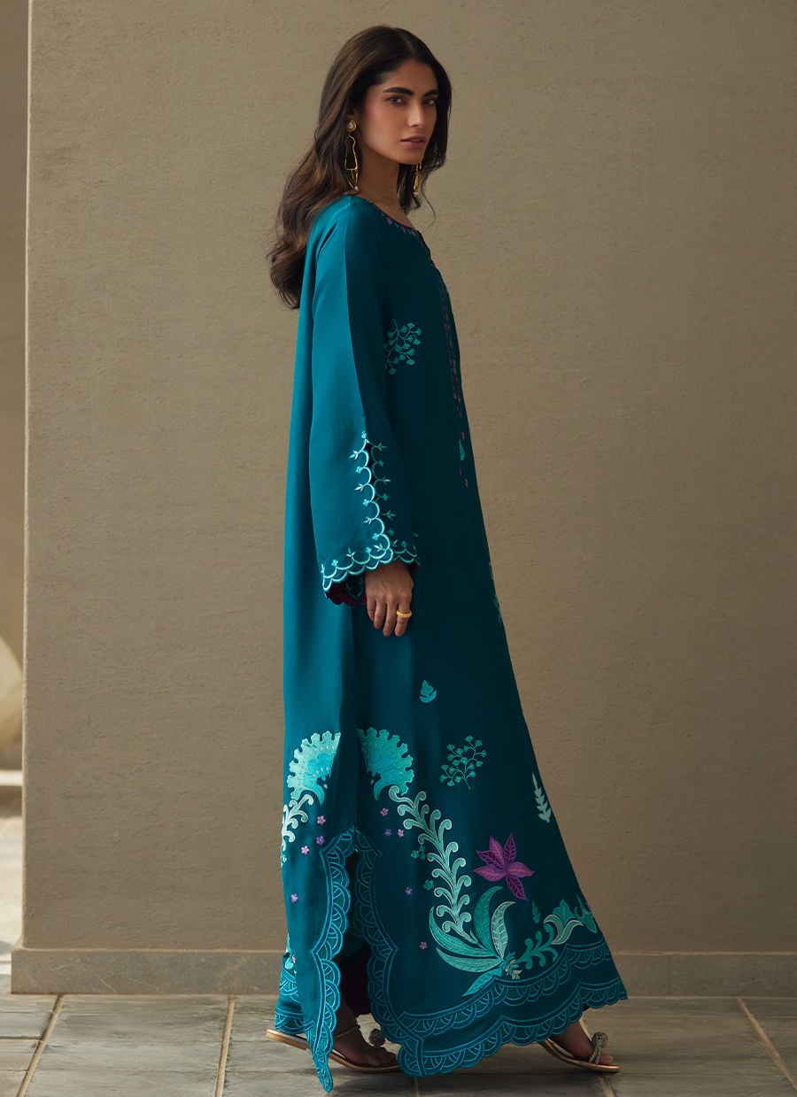 Farah Talib Aziz | Laani The Kaftan Edit | Azurea Teal Silk-6